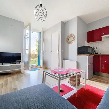 Apartment Studio Avec Jardin A Corbeil-essonne Corbeil-Essonnes