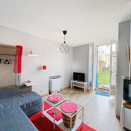 Studio Avec Jardin A Corbeil-essonne * Corbeil-Essonnes